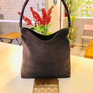 Authentic Gucci shoulder bag and wallet